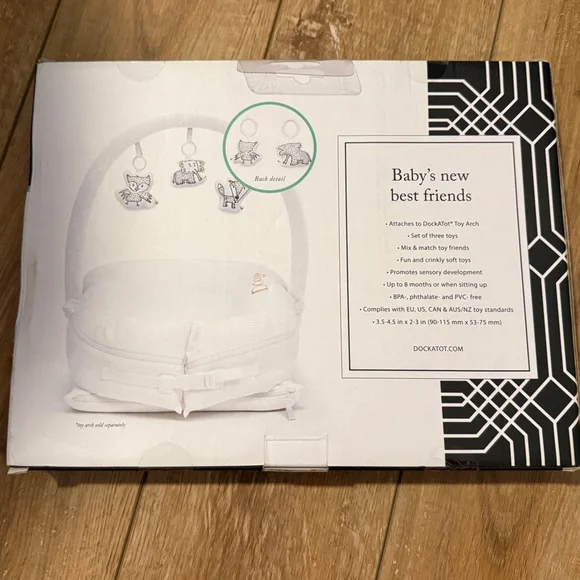 Black and White Hanging Toy Set - Picture 2 of 2